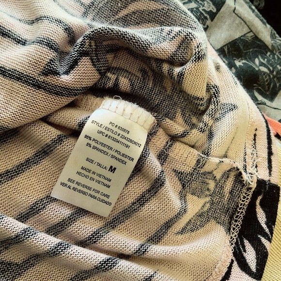 3 Shirts Silk sz Med Everly Embroidered UO Heart Soul Tops Blouses Tunic Floral - Picture 8 of 12